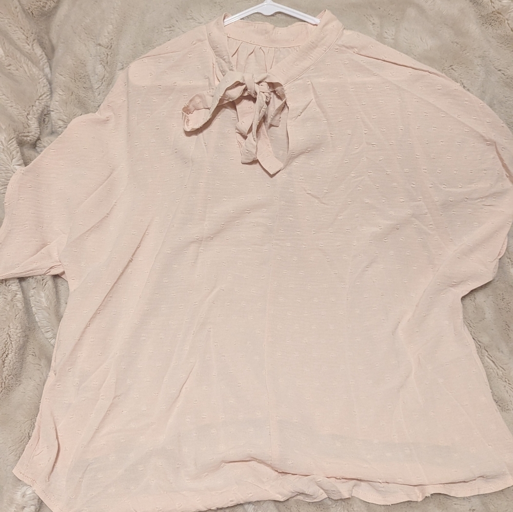 Shein key hole blouse